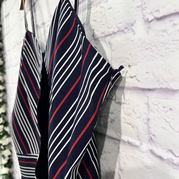 Woman SM Striped Pattern Camisole Crop Top Size‎ Large Sleeveless Casual - Picture 3 of 7